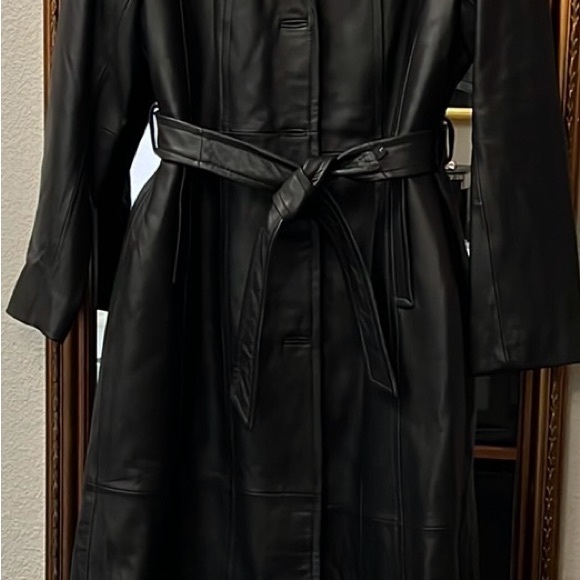 Thinsulate Black Leather Trench Coat - Picture 3 of 12